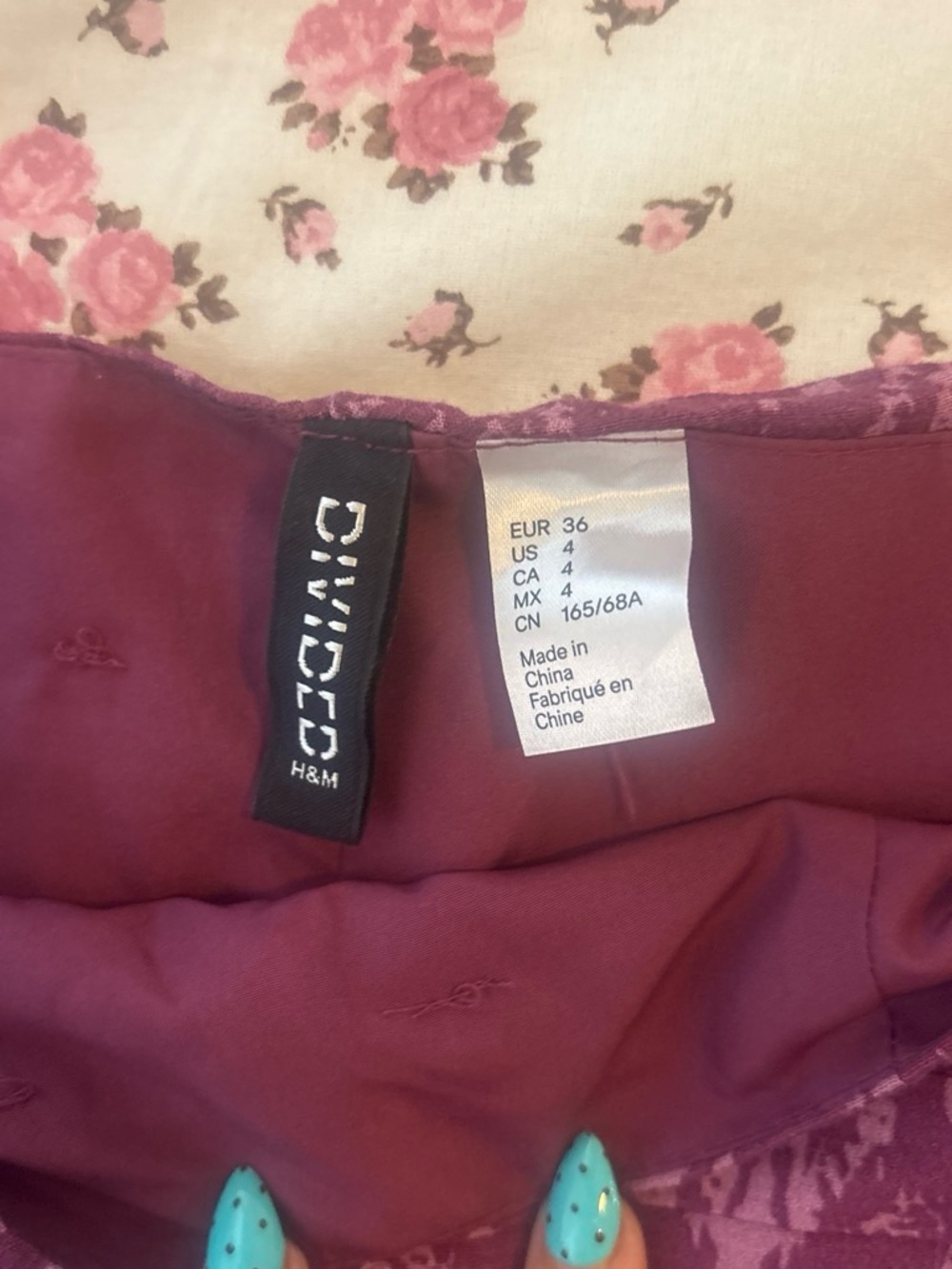 H&M Plum Patterned Ruffled Mini Skirt - Picture 2 of 2
